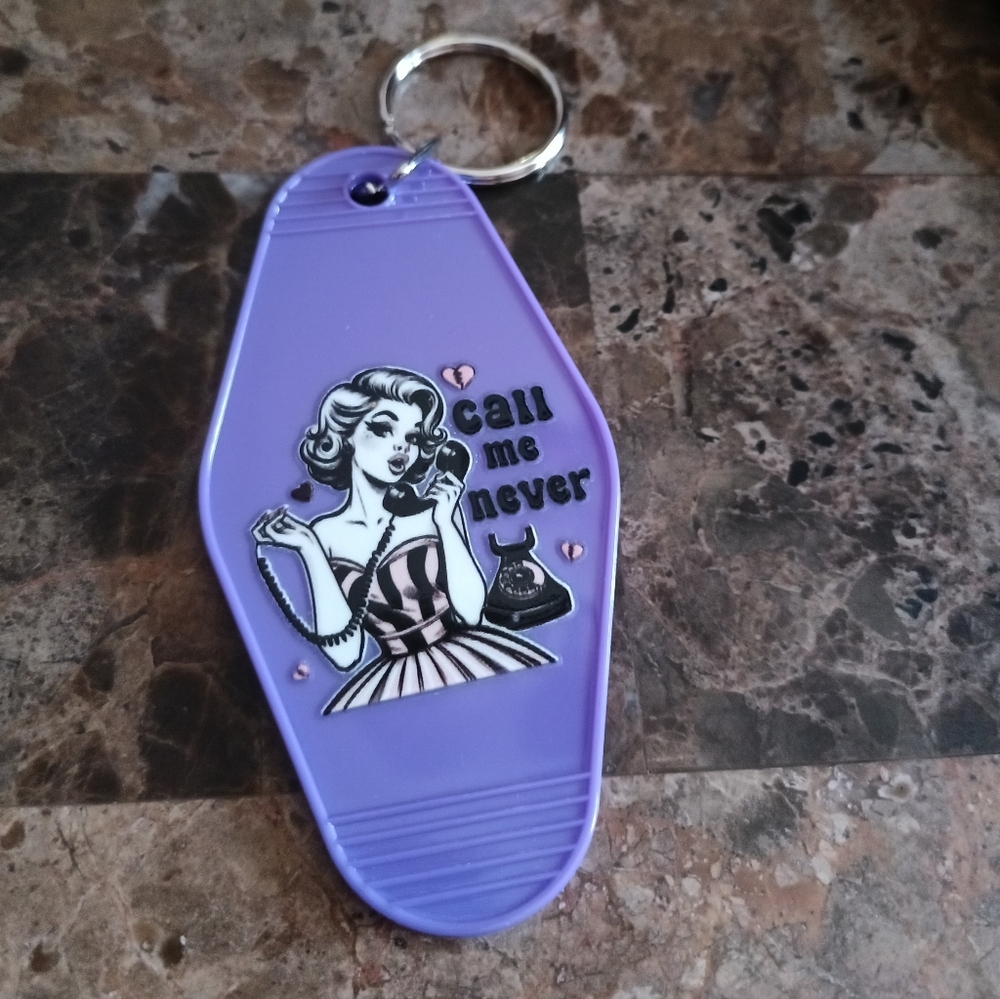 Happy Valentine's Retro motel keychain Call Me Never
